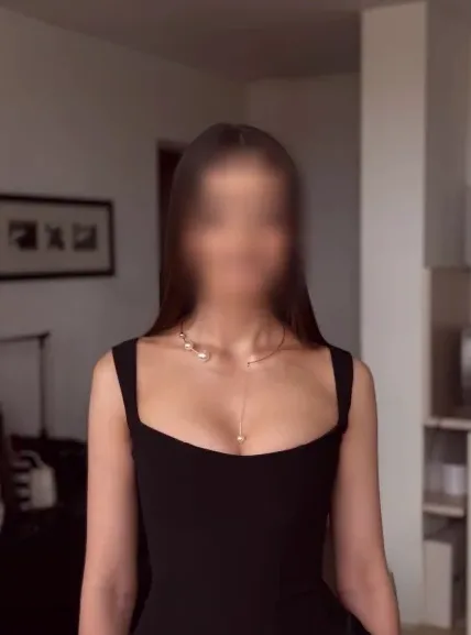 Ayse, 38