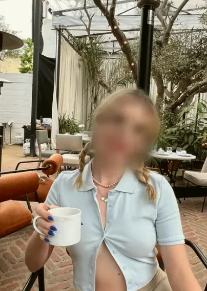 Dilara, 27