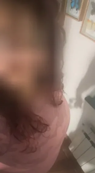 Emma, 31