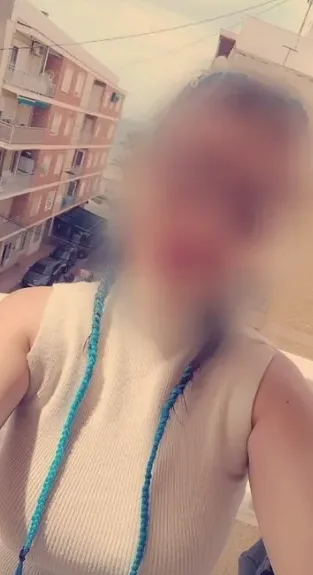 Janina, 32